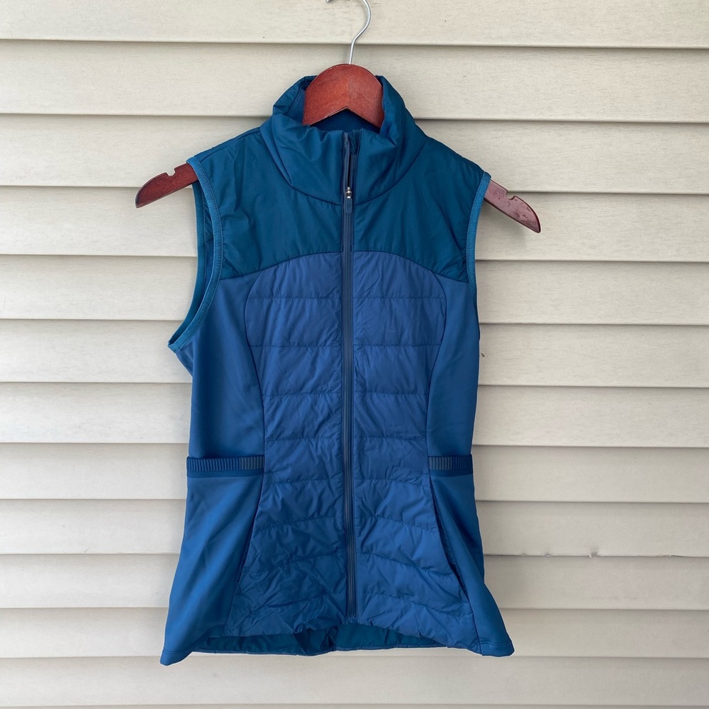🌈 Lululemon Athletica Blue Quilted Vest